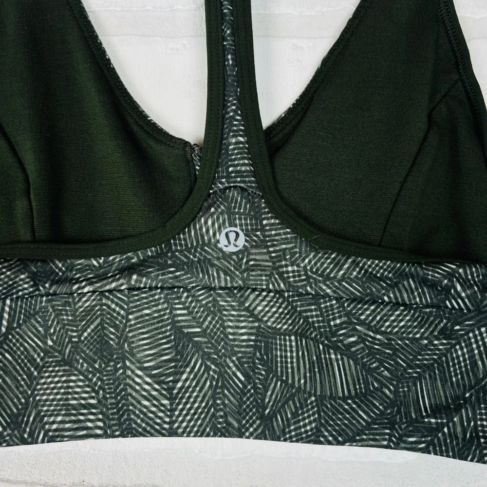 Lululemon Front Zip Racerback Sports Bra Green Geometric Palm Leaf Print Size 4